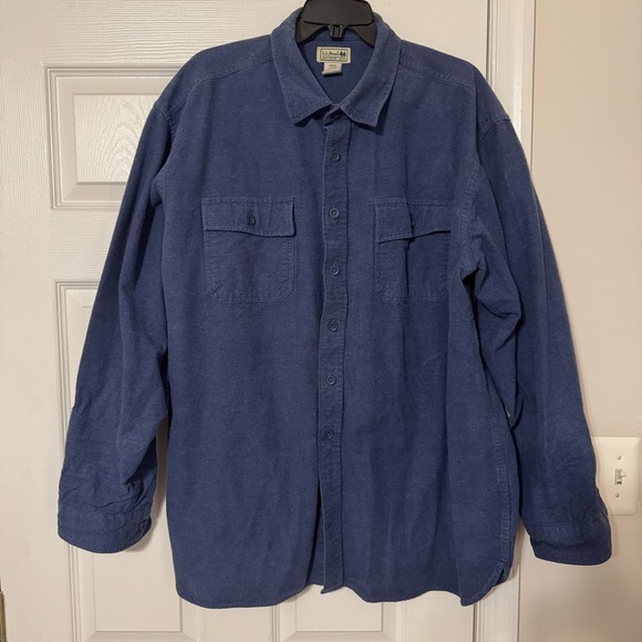 L.L. Bean Other - L.L. Bean Men's Casual Button Down Shirt - Blue